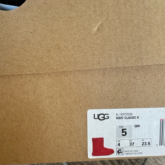 Brand New UGG Class II Boots Samba Red Big Kids - Picture 11 of 13